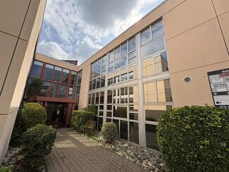 More details for 109 Avenue De Lespinet, Toulouse - Office to Rent