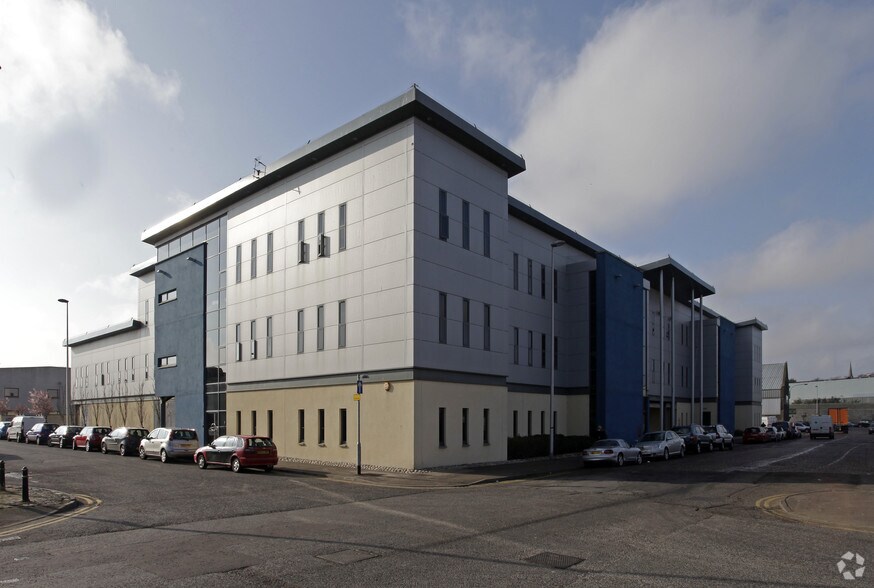 Poynernook Rd, Aberdeen to rent - Primary Photo - Image 1 of 8