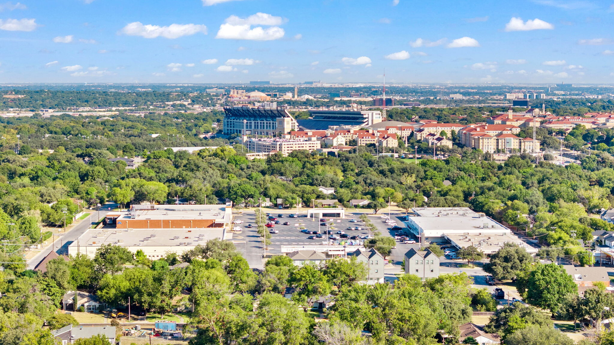 3511-3563 S Hills Ave, Fort Worth, TX to rent Building Photo- Image 1 of 17