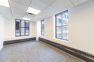 134 N LaSalle St, Chicago, IL to rent Interior Photo- Image 2 of 5