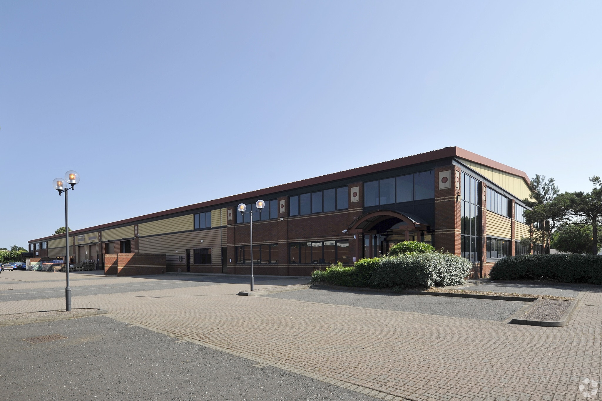 Cranford Ln, Hounslow for sale Primary Photo- Image 1 of 1