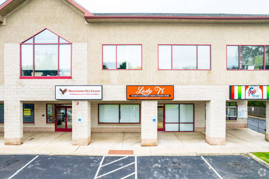 310-320 E Johnson Hwy, Norristown, PA for rent - Building Photo - Image 3 of 6