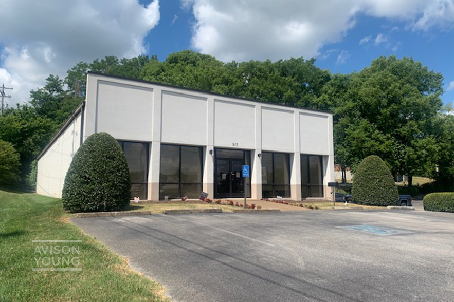 915 S James Campbell Blvd, Columbia, TN for sale - Building Photo - Image 1 of 1