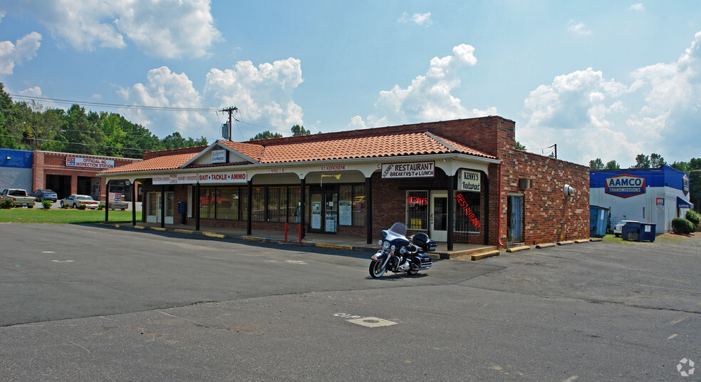 10102 Albemarle Rd, Charlotte, NC for sale - Primary Photo - Image 1 of 1