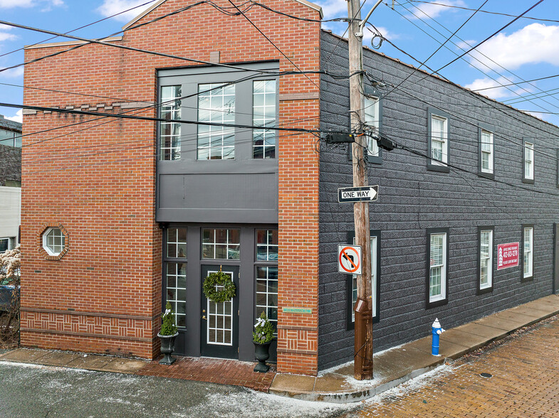 438 Division St, Sewickley, PA for rent - Building Photo - Image 2 of 28