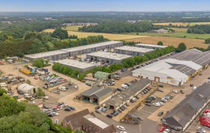 Folders Ln E, Hassocks to rent Building Photo- Image 1 of 2