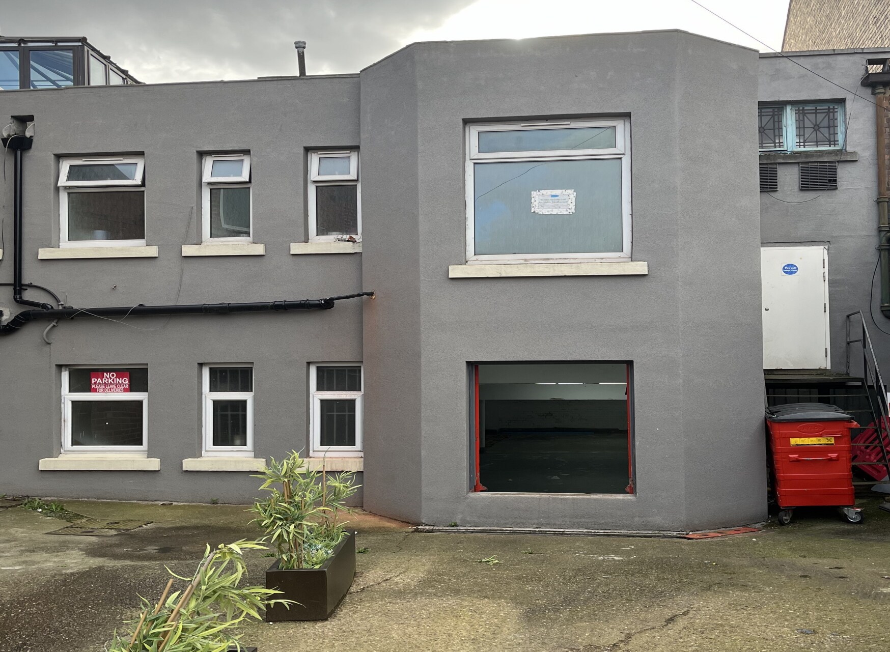 1-5 Borough Rd, Burton On Trent for sale Building Photo- Image 1 of 1