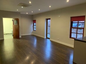 55 Alloway St, Ayr to rent Interior Photo- Image 2 of 3