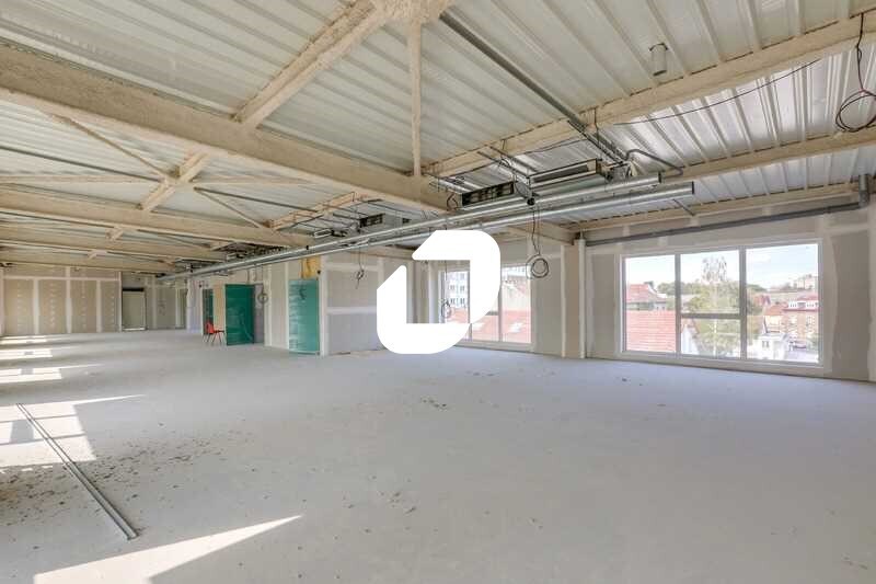 19-25 Rue De La Gare, Cachan to rent - Interior Photo - Image 3 of 20