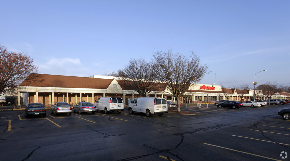 1050-1070 Willett Ave, East Providence, RI for rent - Building Photo - Image 3 of 20