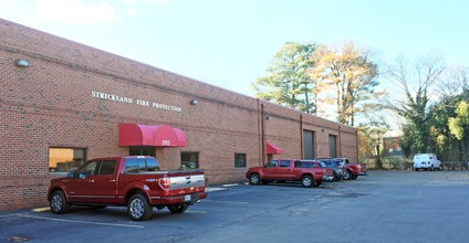 5123 Berwyn Rd, College Park, MD for sale Primary Photo- Image 1 of 5