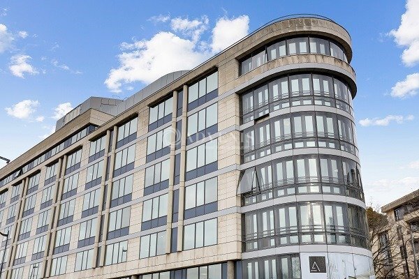 11521 Avenue Edouard Belin, Rueil-Malmaison to rent - Building Photo - Image 2 of 12