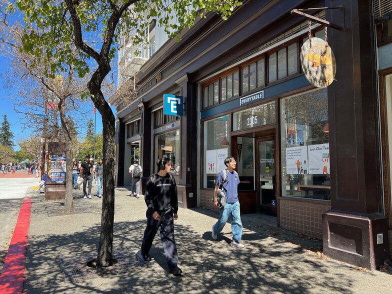 2305 Telegraph Ave, Berkeley, CA for rent - Building Photo - Image 1 of 6