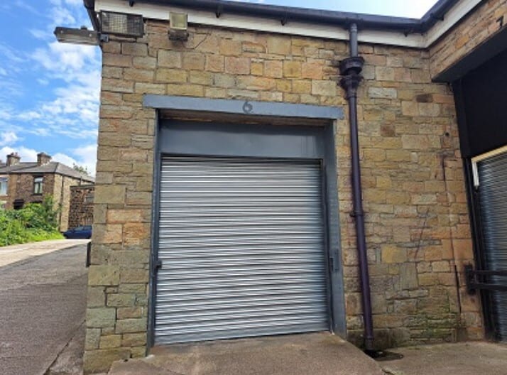 6 Two Bridges Rd, Rochdale for sale Primary Photo- Image 1 of 1
