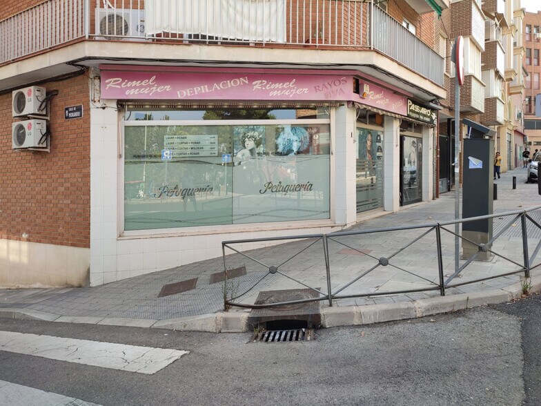 Retail in Madrid, Madrid to rent - Building Photo - Image 2 of 8