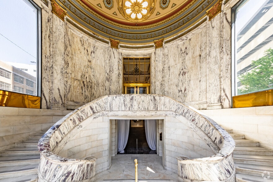 50 Hurt Plz SE, Atlanta, GA to rent - Interior Photo - Image 2 of 34