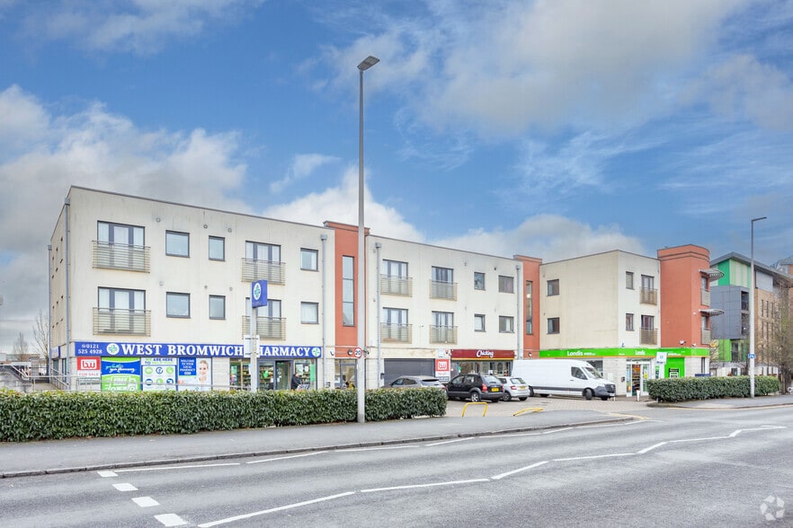 Moor St, West Bromwich for sale - Primary Photo - Image 1 of 2