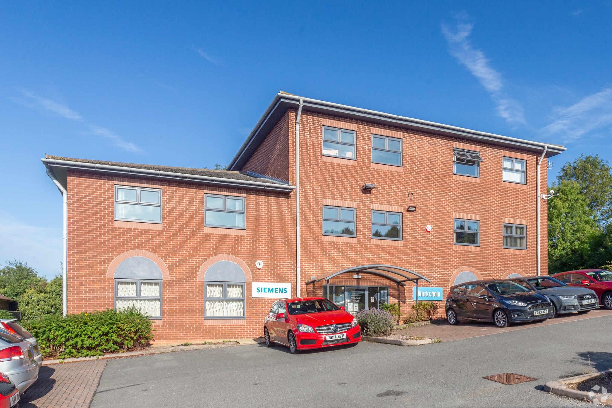 Somers Rd, Rugby for sale Primary Photo- Image 1 of 1