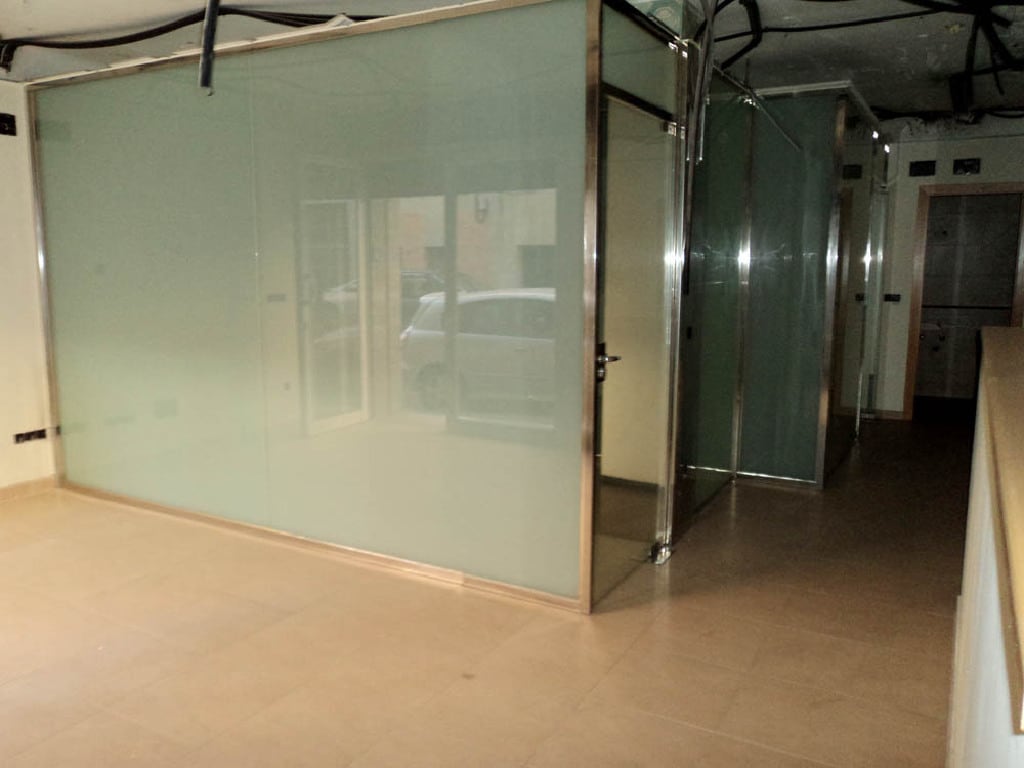 Esparreguera, BAR 08292 - Unit 01 -  - Interior Photo - Image 2 of 7