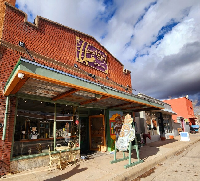 410 12th St, Carrizozo, NM for sale - Primary Photo - Image 1 of 13