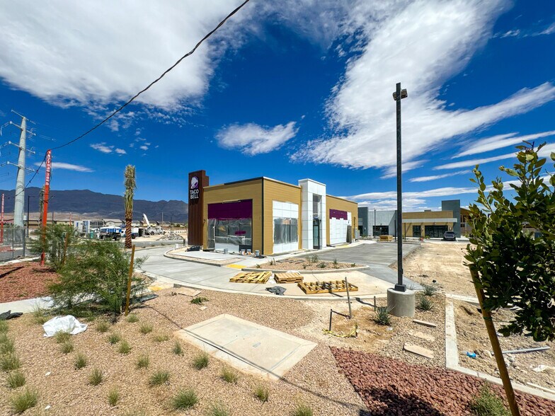 7950 N Decatur Blvd, Las Vegas, NV for sale - Building Photo - Image 3 of 13