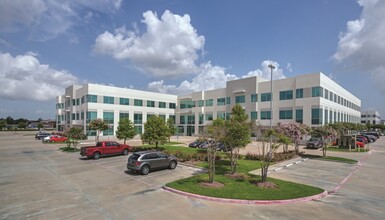 10343 Sam Houston Park Dr, Houston, TX for sale Building Photo- Image 1 of 11