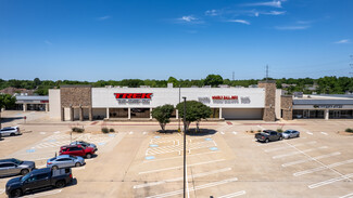 More details for 113-217 Harwood Rd, Hurst, TX - Retail for Rent