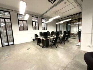 More details for Calle del General Díaz Porlier, Madrid - Office / Retail to Rent