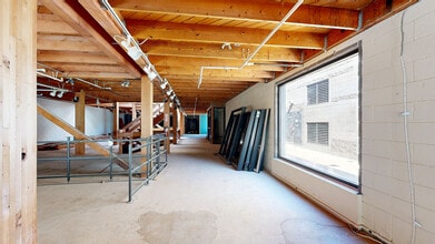 39-51 W Broadway, Eugene, OR to rent Matterport 3D Scan- Image 1 of 7