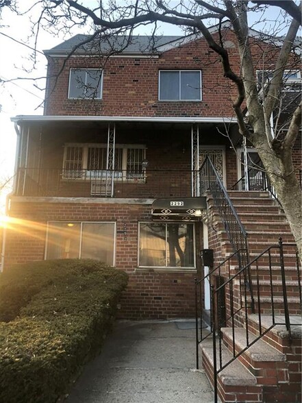 2292 Ralph Ave, Brooklyn, NY for sale - Primary Photo - Image 1 of 1