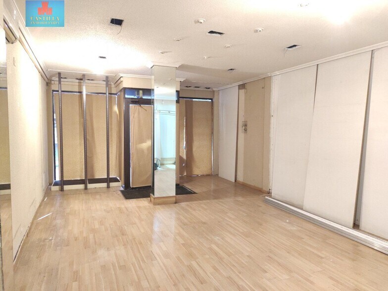 Retail in Ávila, Ávila to rent - Interior Photo - Image 2 of 5