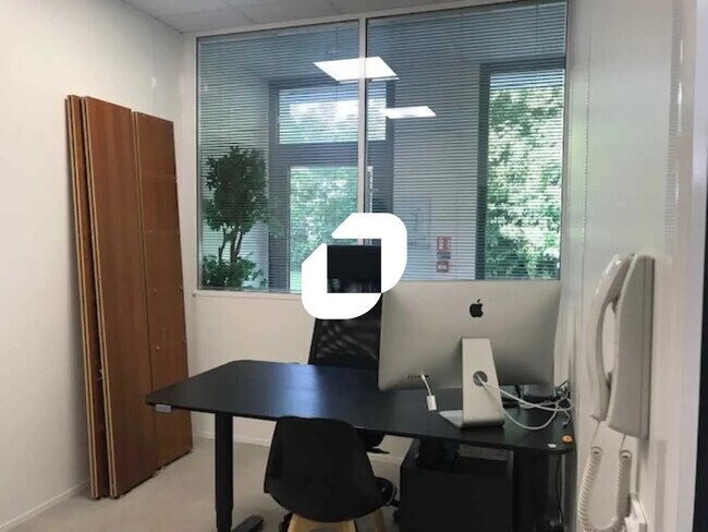 Location Bureaux 190 m²