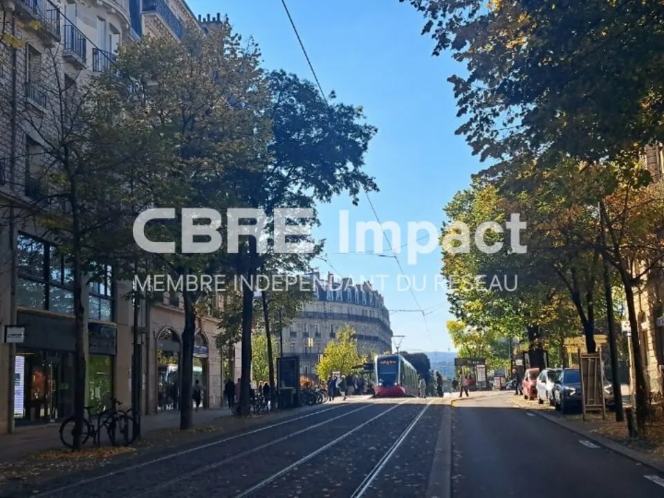 Location Commerce 444 m² - Photo 1