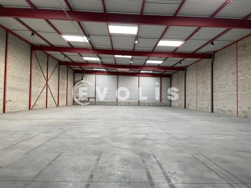 Industrial in Combs-la-Ville to rent Building Photo- Image 1 of 6