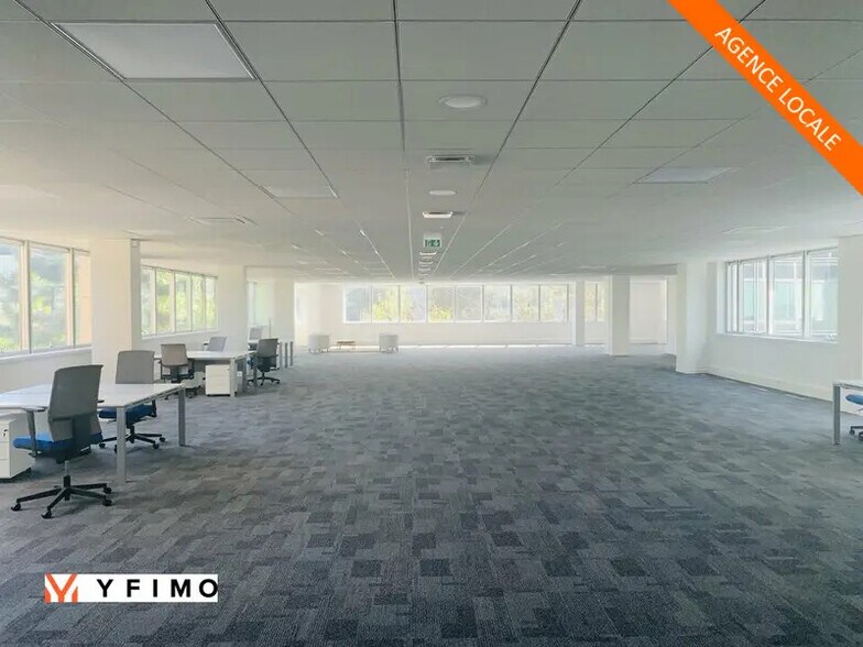 Office in Vélizy-Villacoublay to rent - Interior Photo - Image 2 of 6