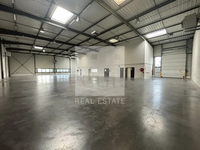 50 Rue Jean Zay, Saint-Priest to rent Building Photo- Image 1 of 14