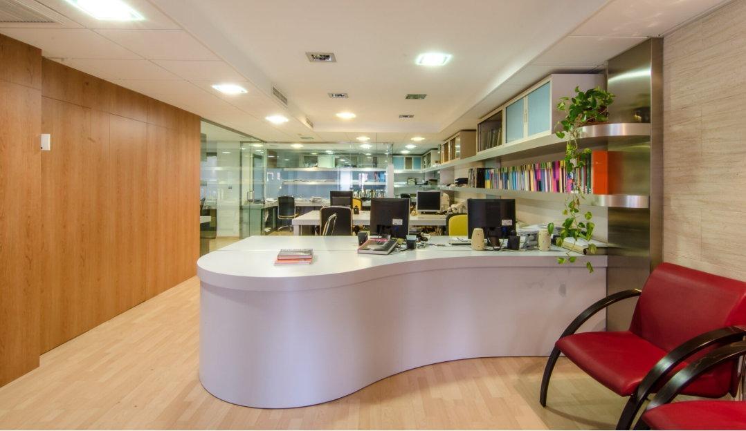 Office in Elche, Alicante to rent Interior Photo- Image 1 of 11