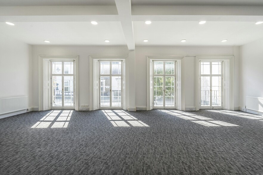 18-20 Hill Rise, Richmond to rent - Building Photo - Image 3 of 9