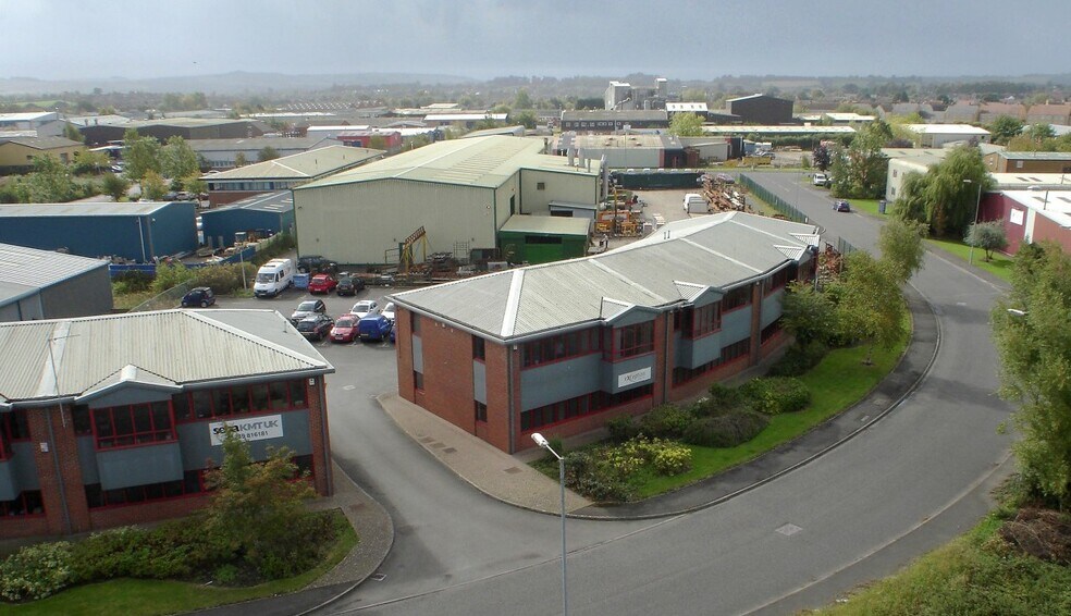 C1-D Redman Rd, Calne for sale - Primary Photo - Image 1 of 1