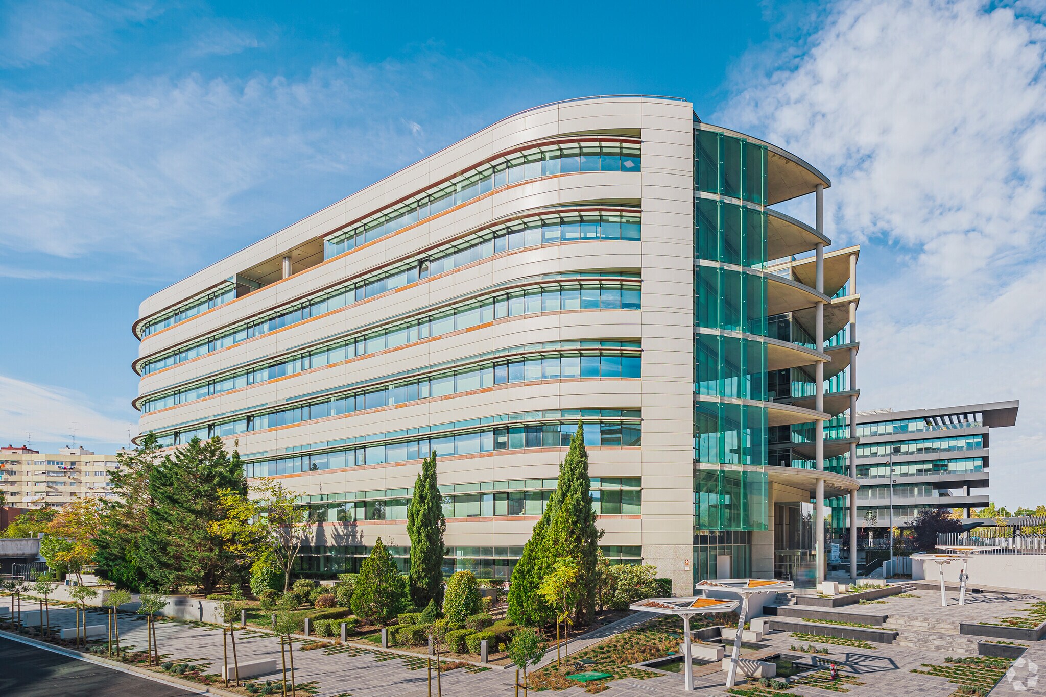 Calle Vía de los Poblados, 1 - 3, Madrid, Madrid to rent Primary Photo- Image 1 of 26
