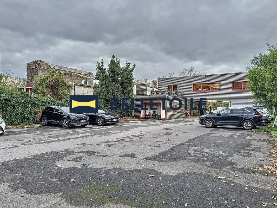 Office in Ivry-sur-Seine to rent Building Photo- Image 1 of 10