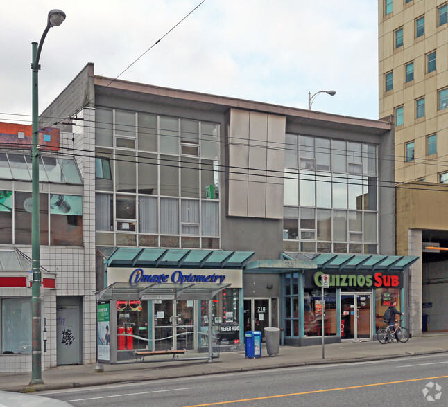 718-720 W Broadway, Vancouver, BC for rent - Primary Photo - Image 2 of 7