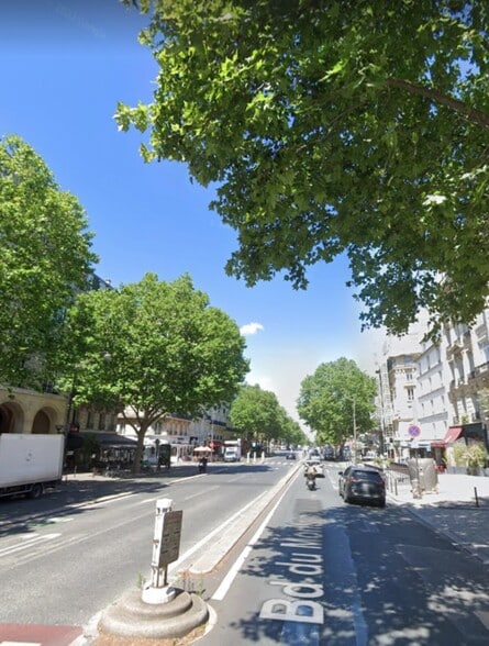 Build-to-Rent in Paris for sale - Building Photo - Image 1 of 7