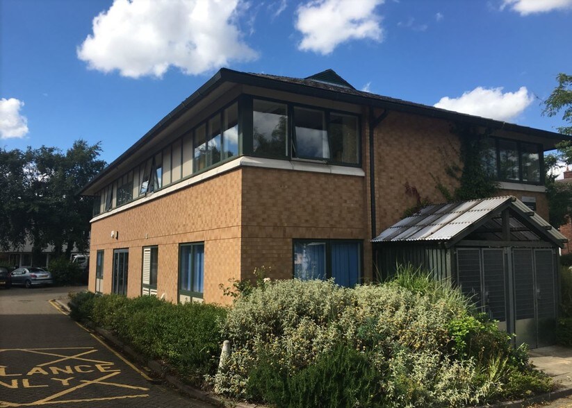 1A Fortescue Rd, Cambridge for sale - Primary Photo - Image 1 of 1