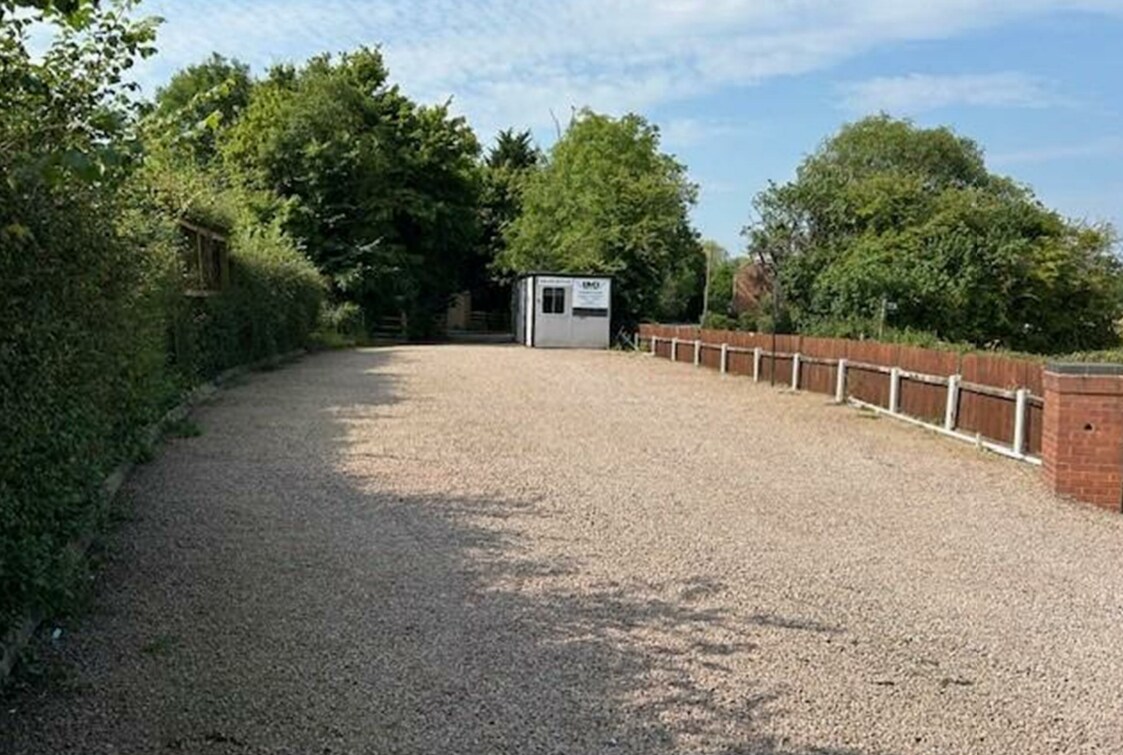 Alcester Rd, Flyford Flavell for sale Primary Photo- Image 1 of 1