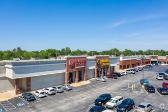 200-230 S Santa Fe Ave, Edmond, OK for rent Building Photo- Image 1 of 8