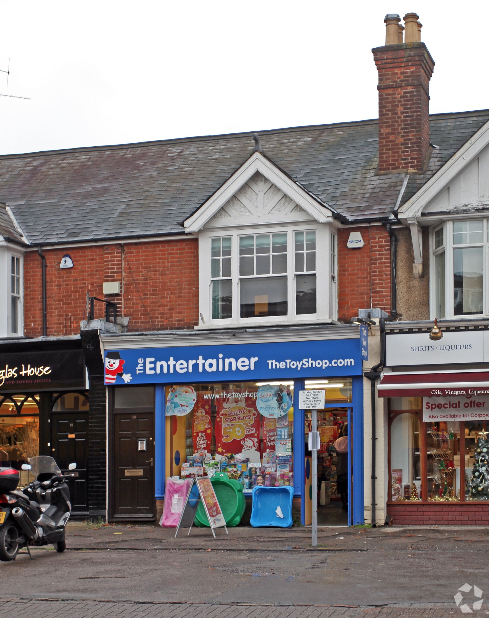 14 The Broadway, Beaconsfield for sale Primary Photo- Image 1 of 1