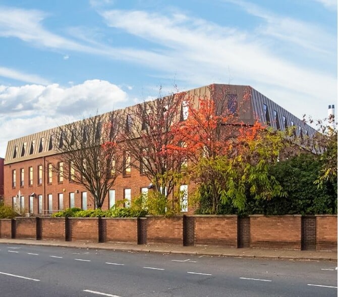 Headstone Dr, Harrow for sale - Primary Photo - Image 1 of 1
