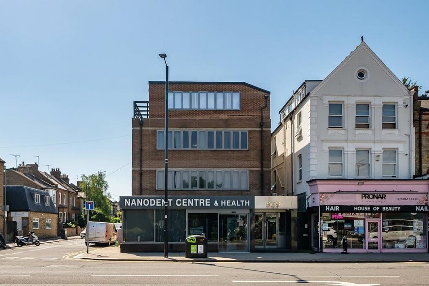 869 High Rd, London to rent - Building Photo - Image 2 of 32