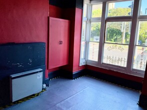 1-5 Castle Hill Rd, Dover to rent Interior Photo- Image 2 of 3